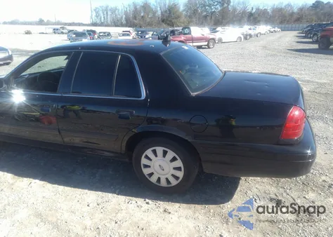 2009 Ford Crown Victoria Police/Police Interceptor z USA, uszkodzony, nr VIN 2FAHP71V79X123252